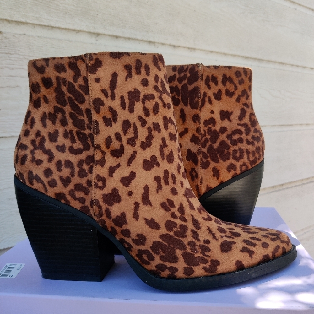 Madden girl Klicck Ankle bootsLeopard Bootie Women'sSize 10M